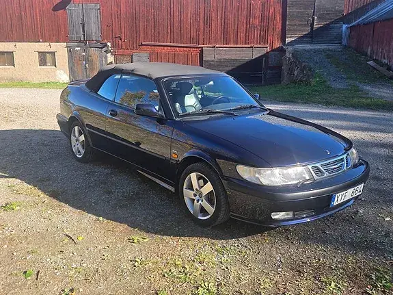 Saab 9-3 2000 photo 2