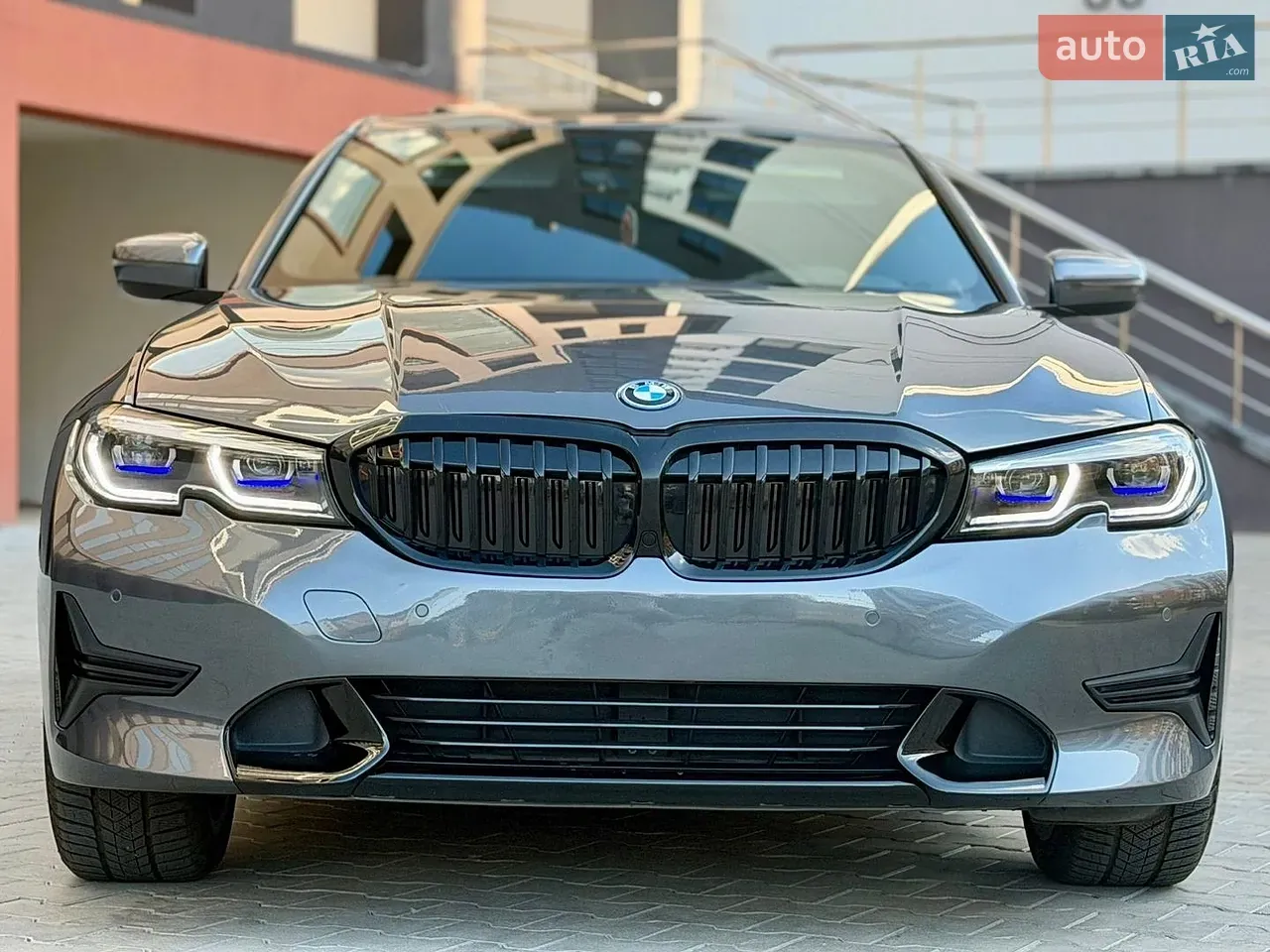 BMW 3 Series 2021 photo 5