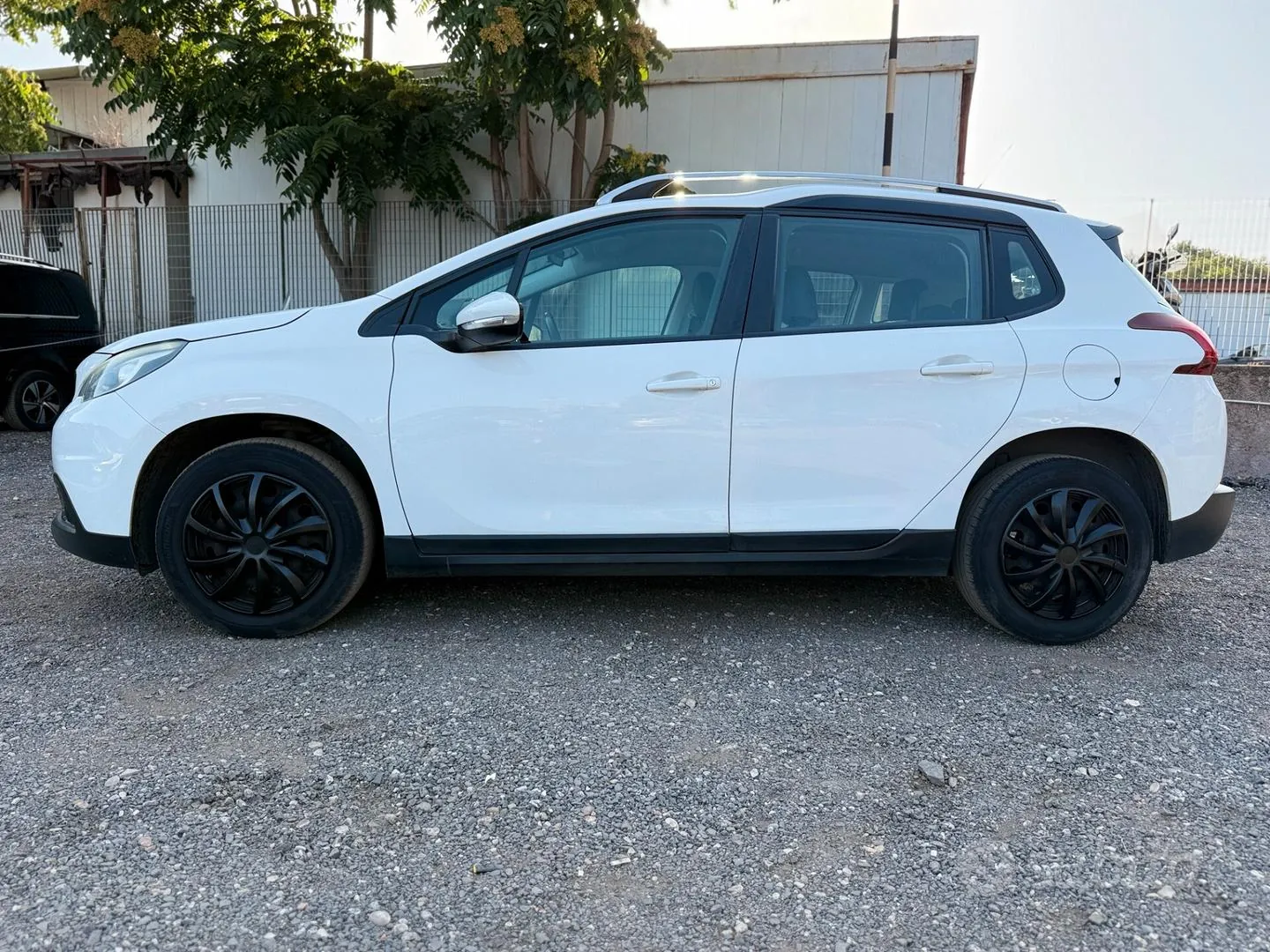 Peugeot 2008 2019 photo 4