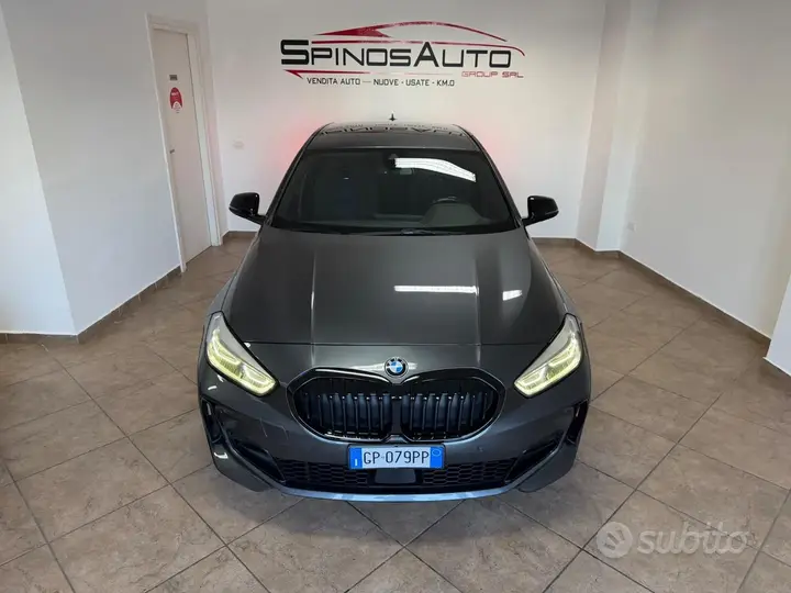 BMW 118D 2021 photo 2
