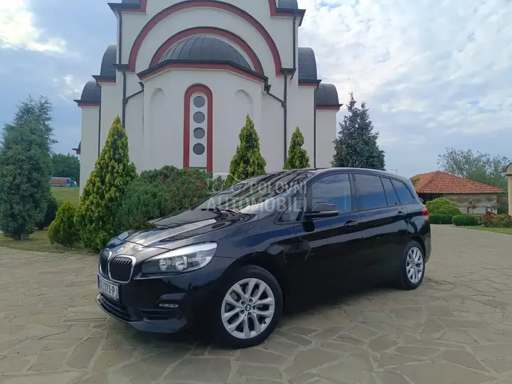 BMW 218