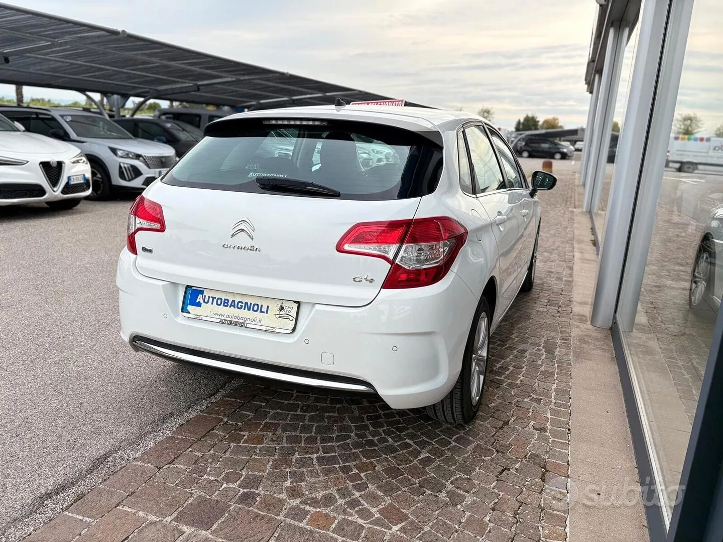 Citroen C4 2015 photo 3
