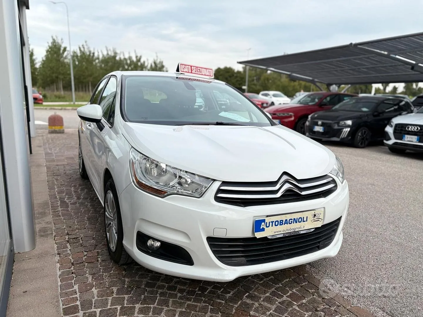 Citroen C4 2015 photo 2