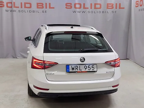 Skoda Superb 2019 photo 5