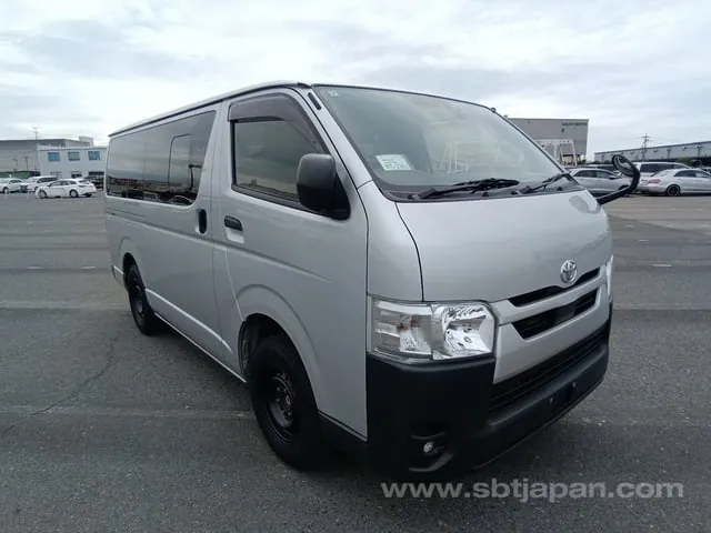 Toyota Hiace Van Dx
