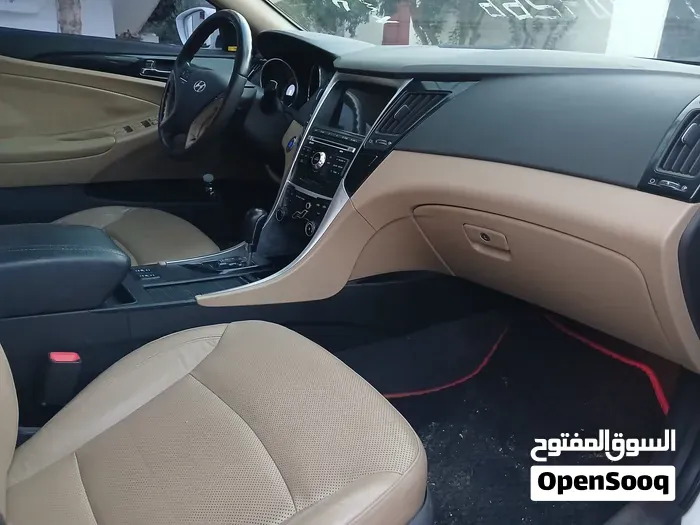 Hyundai Sonata 2011 photo 4