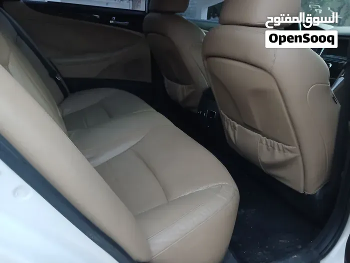 Hyundai Sonata 2011 photo 3