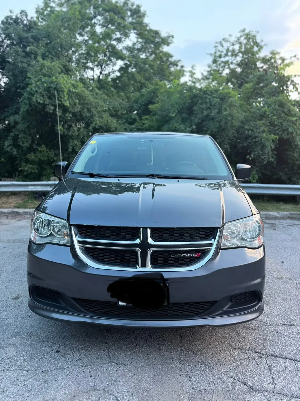 Dodge Grand Caravan 2017 photo 2