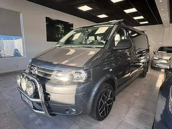 Volkswagen Transporter 2011 photo 2