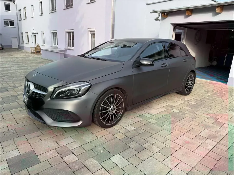 Mercedes-Benz A200