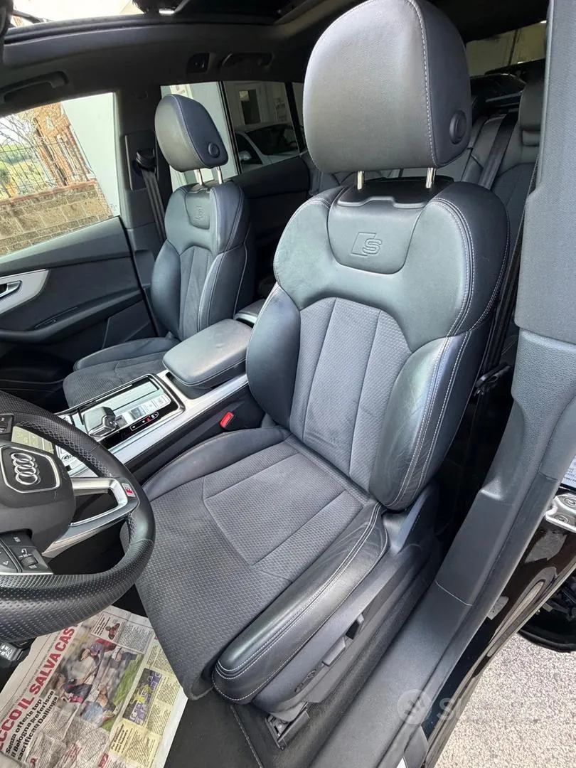 Audi Q8 2023 photo 2