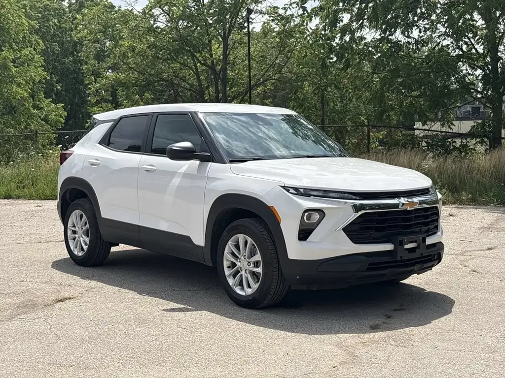 Chevrolet Trailblazer 2026 photo 2