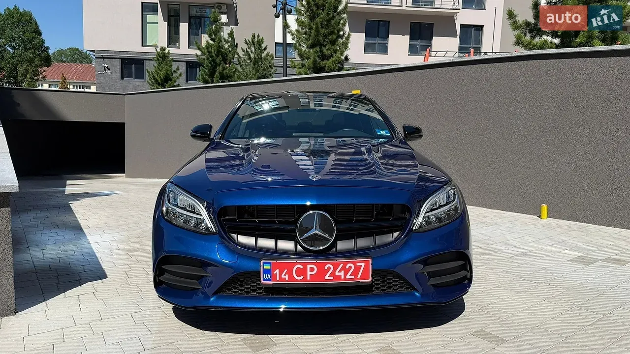 Mercedes-Benz C-Class 2019 photo 2