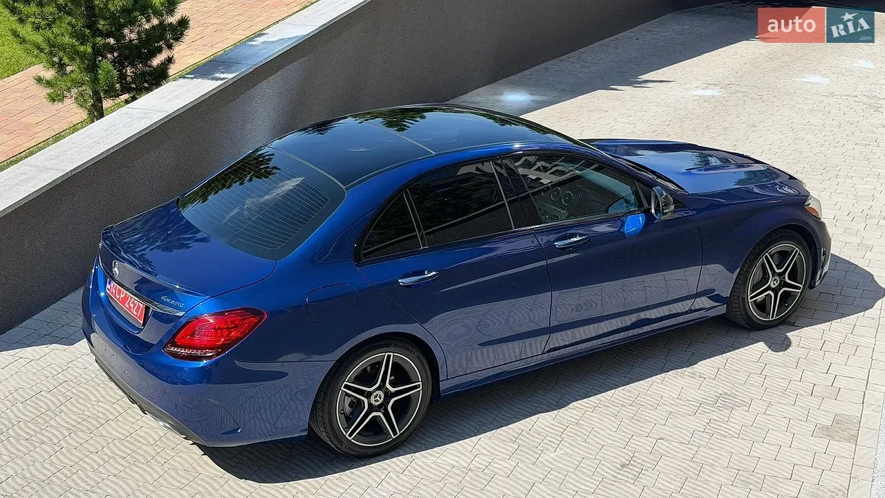 Mercedes-Benz C-Class 2019 photo 4