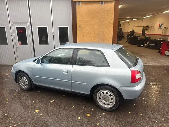 Audi A3 2001 photo 2