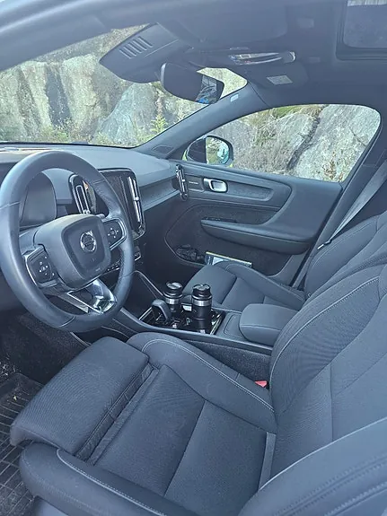 Volvo Xc40 2023 photo 4