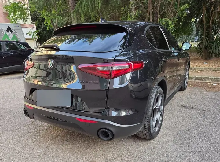 Alfa Romeo Stelvio 2022 photo 4