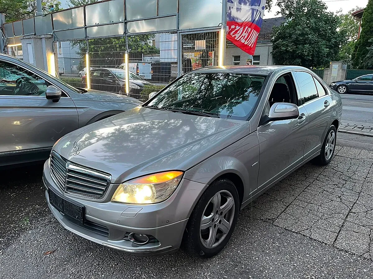 Mercedes-Benz C-Class 2007 photo 2