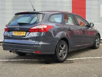 Ford Focus 2012 photo 2