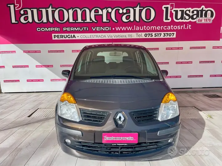 Renault Modus 2005 photo 2