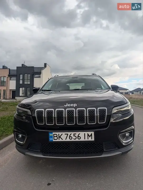 Jeep Cherokee 2019 photo 2