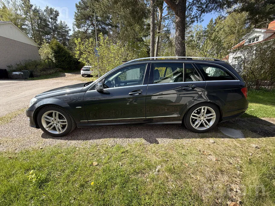 Mercedes-Benz C250 2012 photo 5