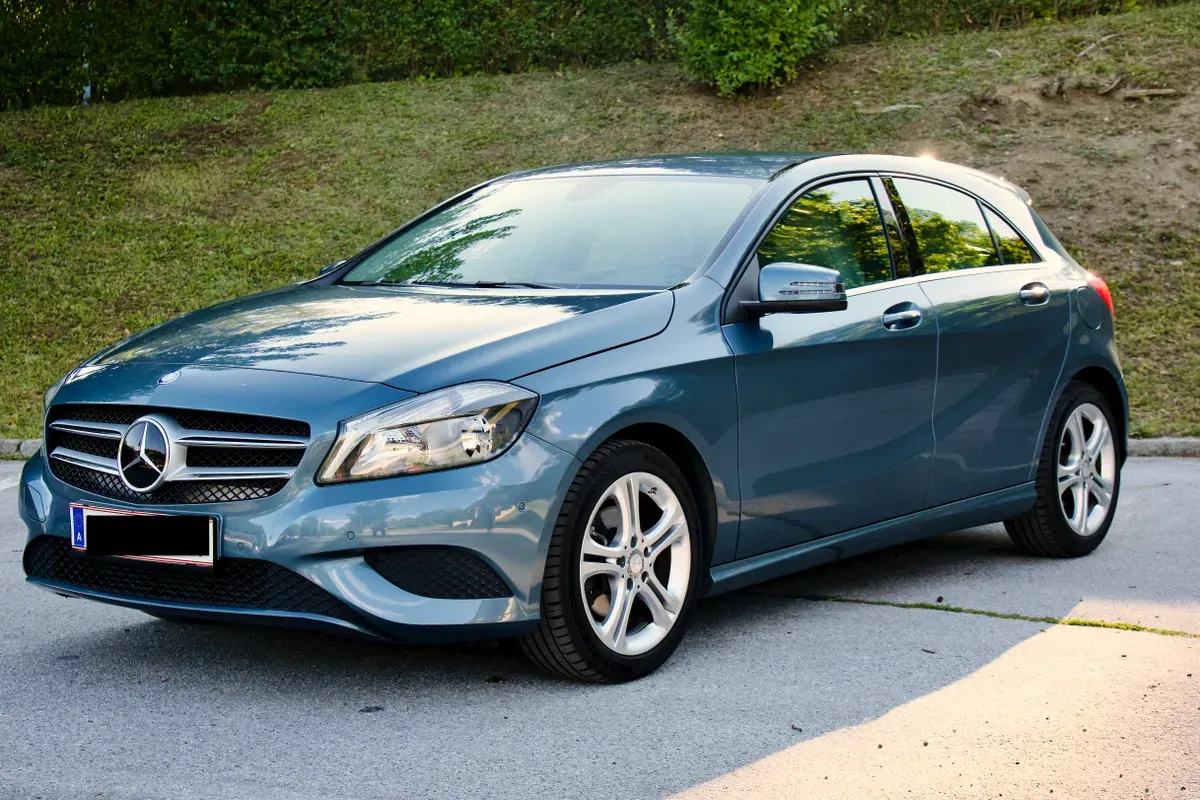 Mercedes-Benz A-Class 2015 photo 2