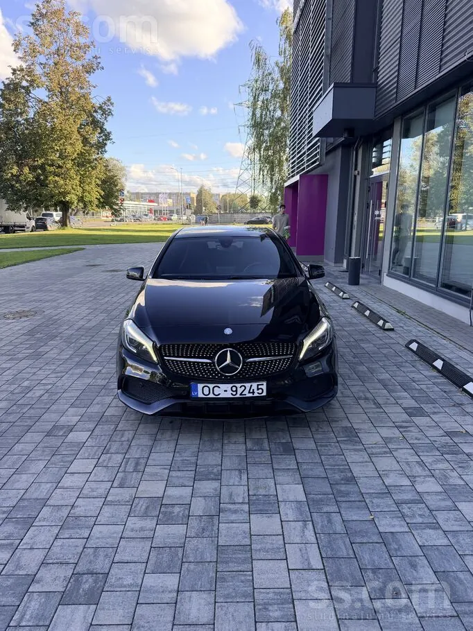 Mercedes-Benz A200