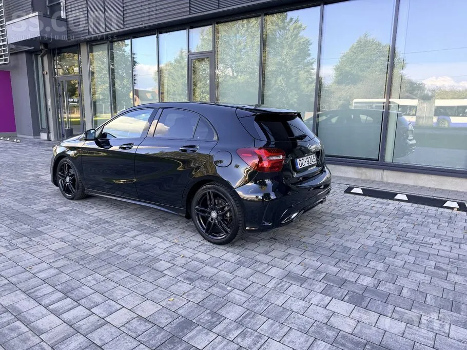 Mercedes-Benz A200 2016 photo 4