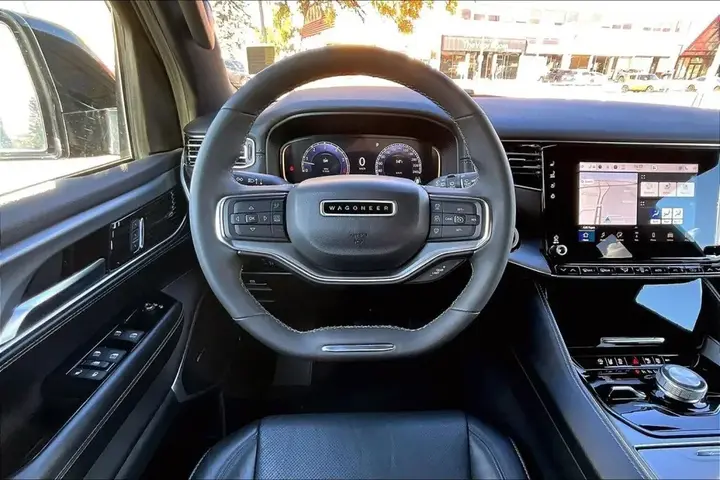 Jeep Wagoneer 2024 photo 5