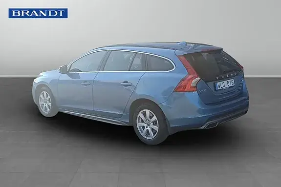 Volvo V60 2014 photo 2
