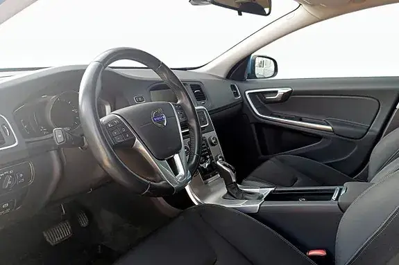 Volvo V60 2014 photo 5