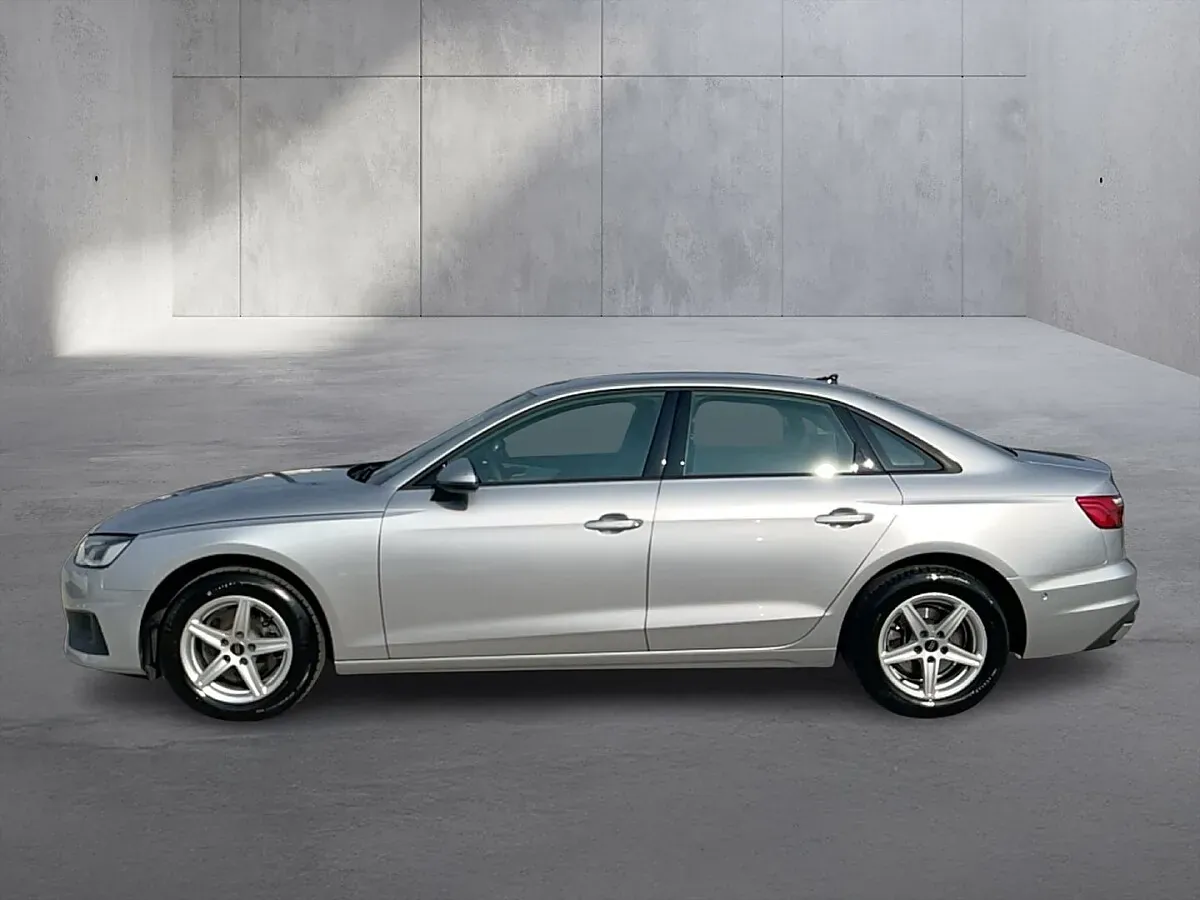 Audi A4 2024 photo 3