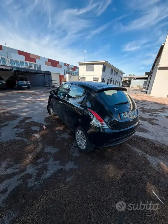 Lancia Ypsilon 2012 photo 5