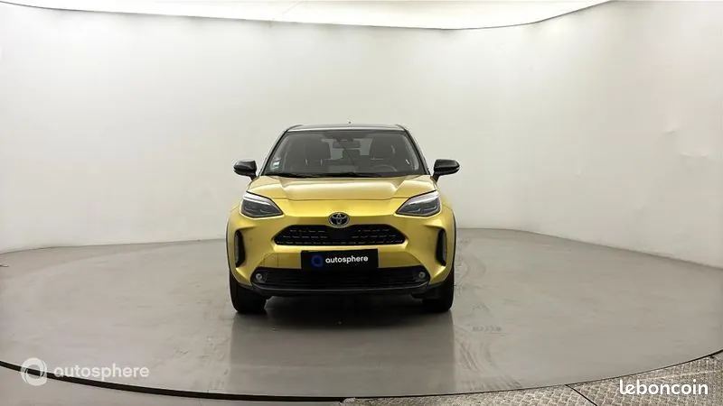 Toyota Yaris Cross 2022 photo 2