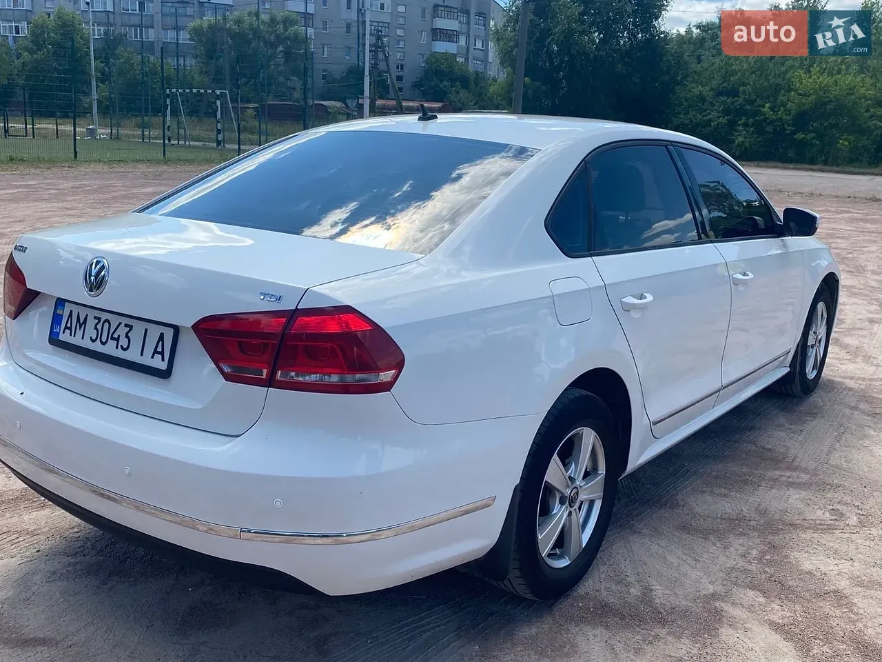 Volkswagen Passat 2013 photo 5