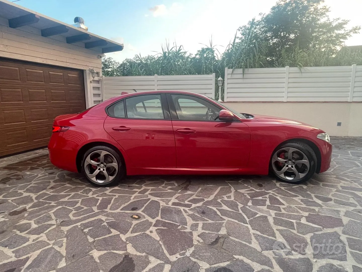 Alfa Romeo Giulia 2020 photo 2