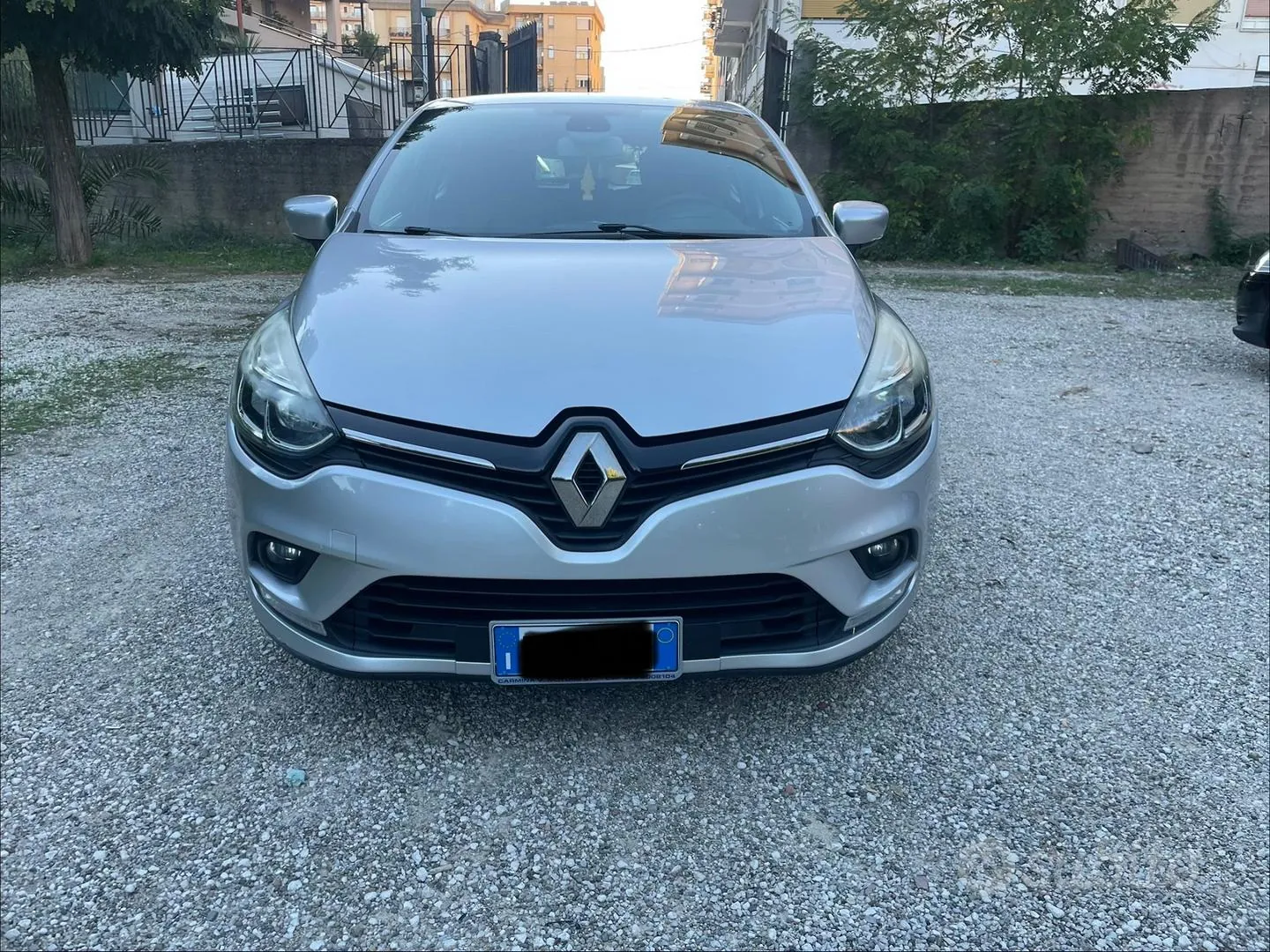 Renault Clio 2017 photo 2