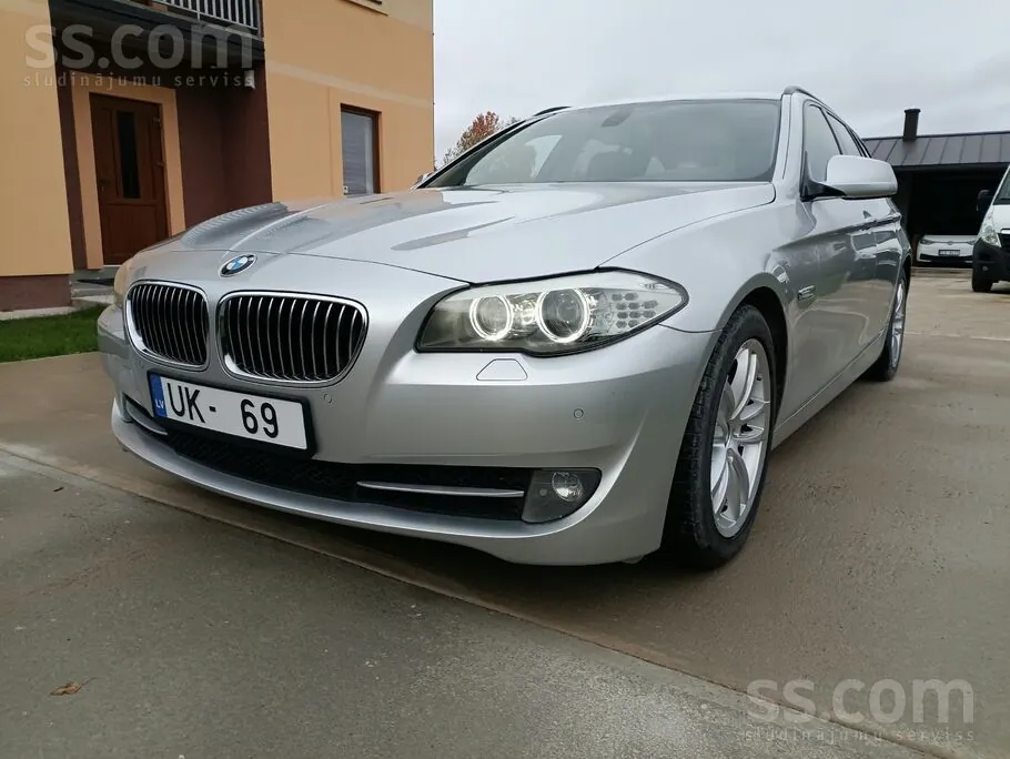 BMW 530D 2010 photo 2