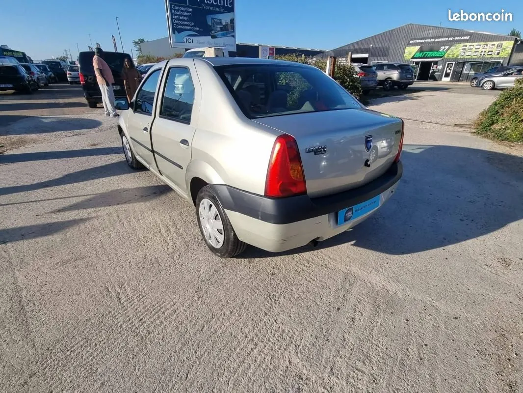 Dacia Logan 2006 photo 4
