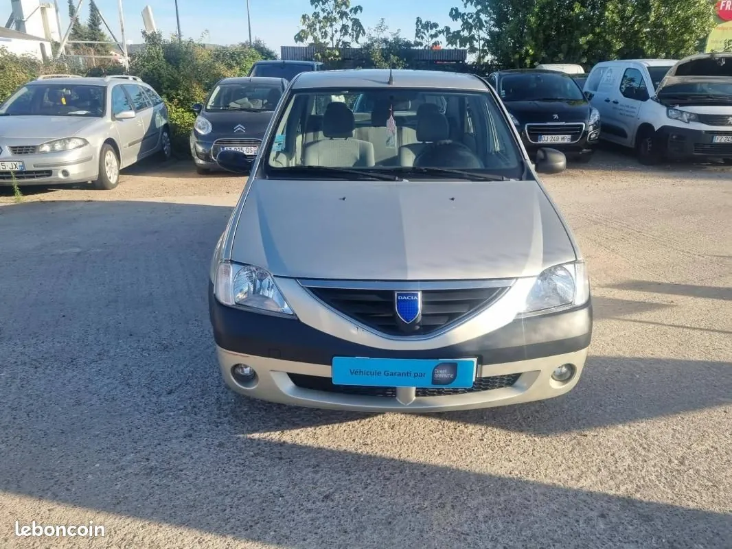 Dacia Logan 2006 photo 2