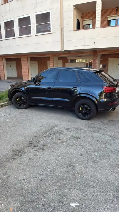 Audi Q3 2012 photo 4