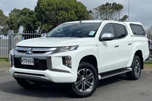 Mitsubishi Triton