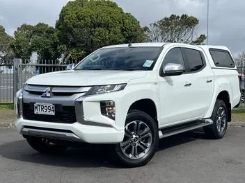 Mitsubishi Triton 2020 photo 2
