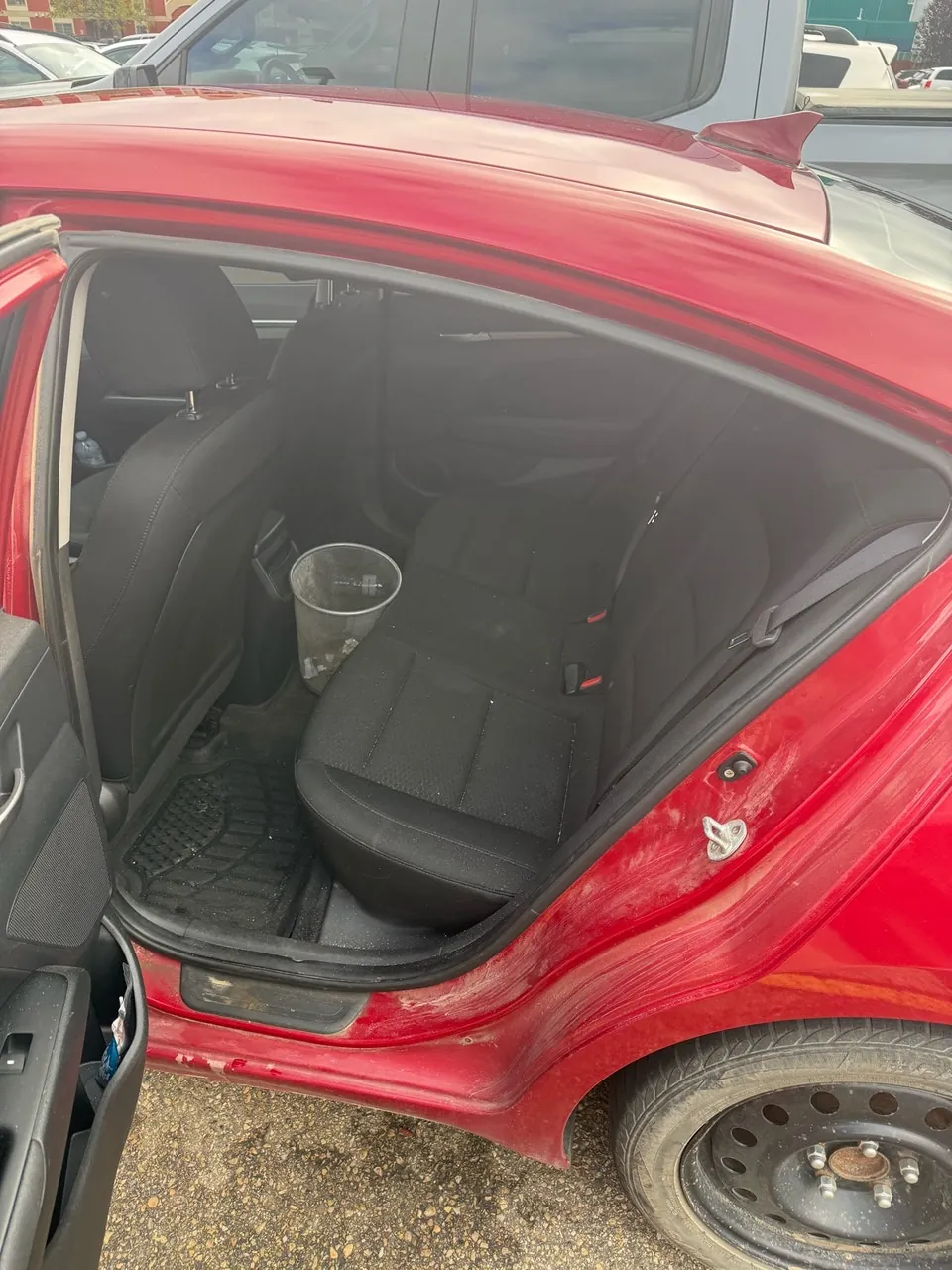 Hyundai Elantra 2017 photo 2