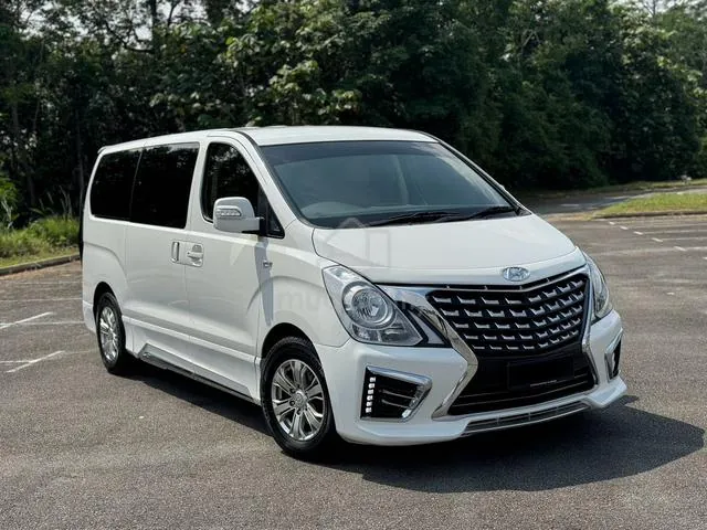 Hyundai Starex