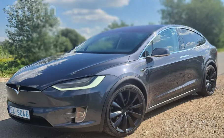 Tesla Model X 2018 photo 3