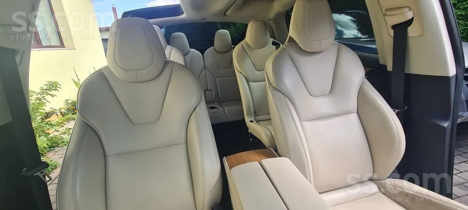 Tesla Model X 2018 photo 4