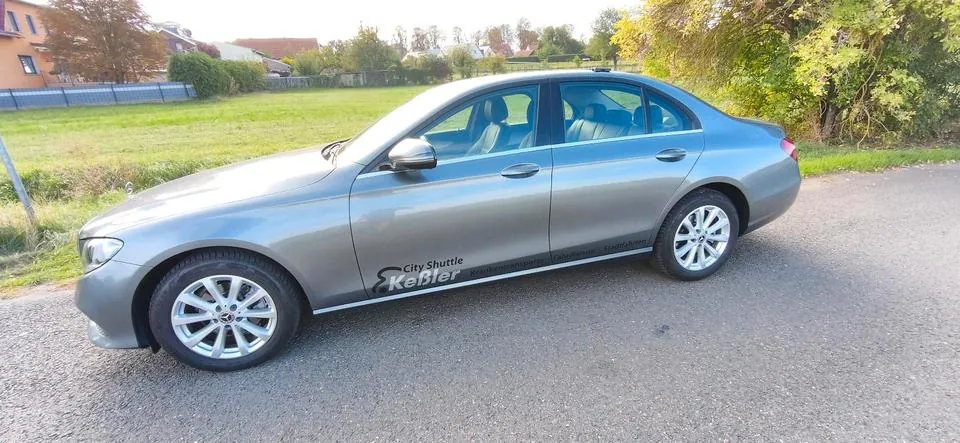 Mercedes-Benz E 200 D