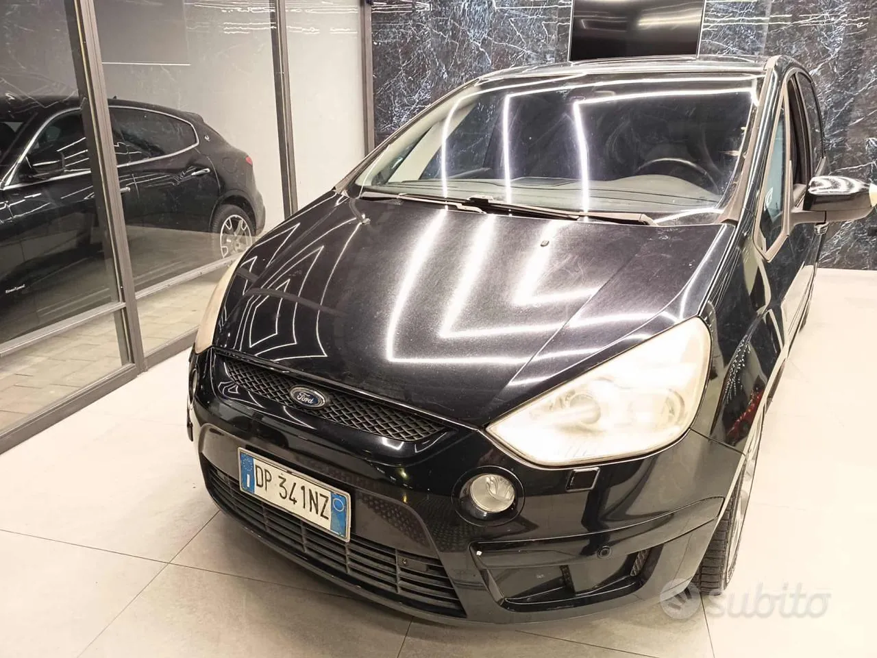 Ford S-Max 2009 photo 2